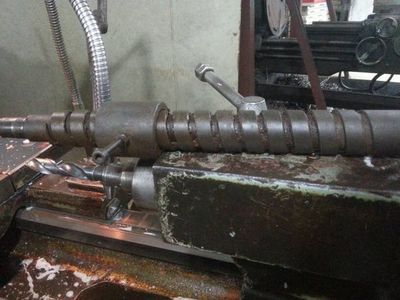 普通車床螺紋加工全解析 牙型識別、牙距計算、刀具修磨與掛擋操作